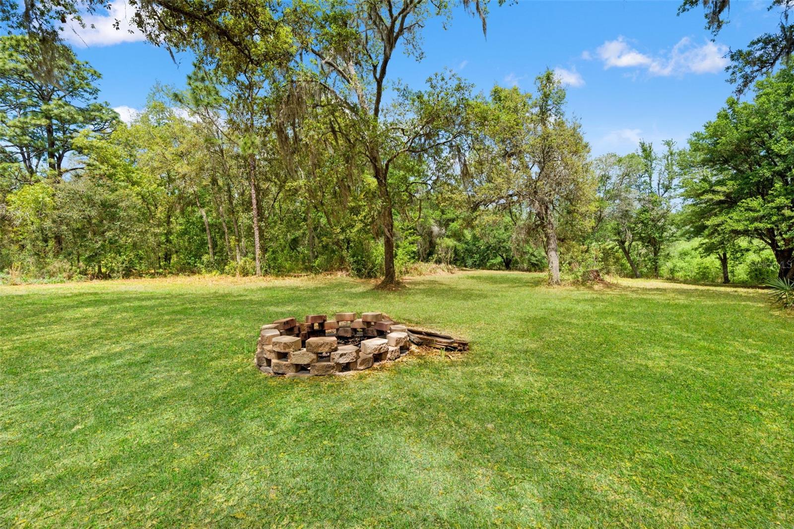 ROYAL HIGHLANDS - Residential