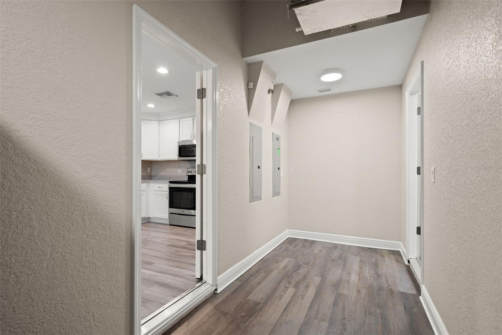 ROYAL HIGHLANDS - Residential