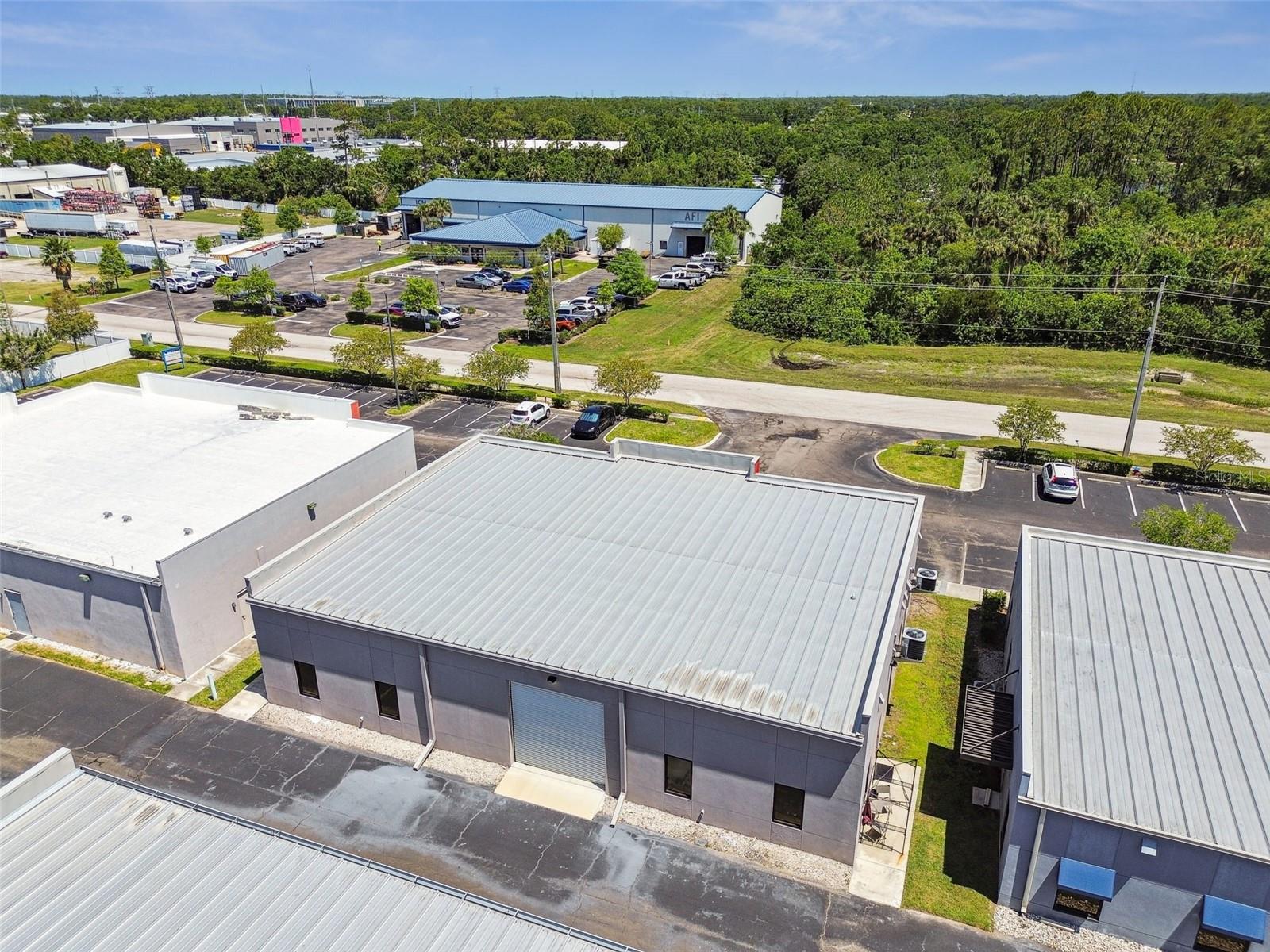 MONROES BUSINESS PARK - Commercial Sale