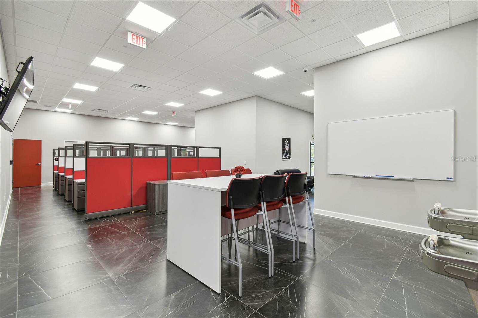 MONROES BUSINESS PARK - Commercial Sale