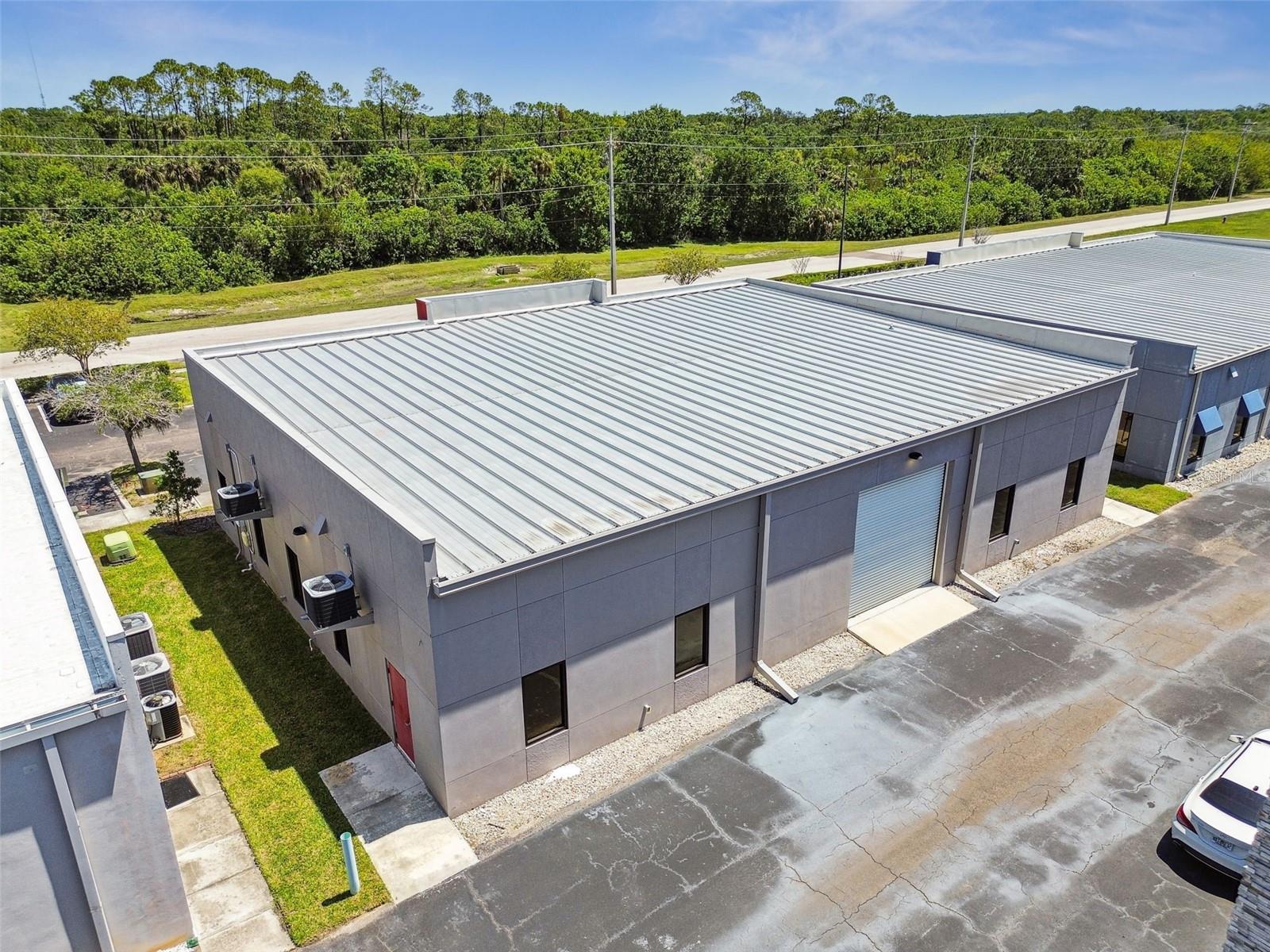 MONROES BUSINESS PARK - Commercial Sale