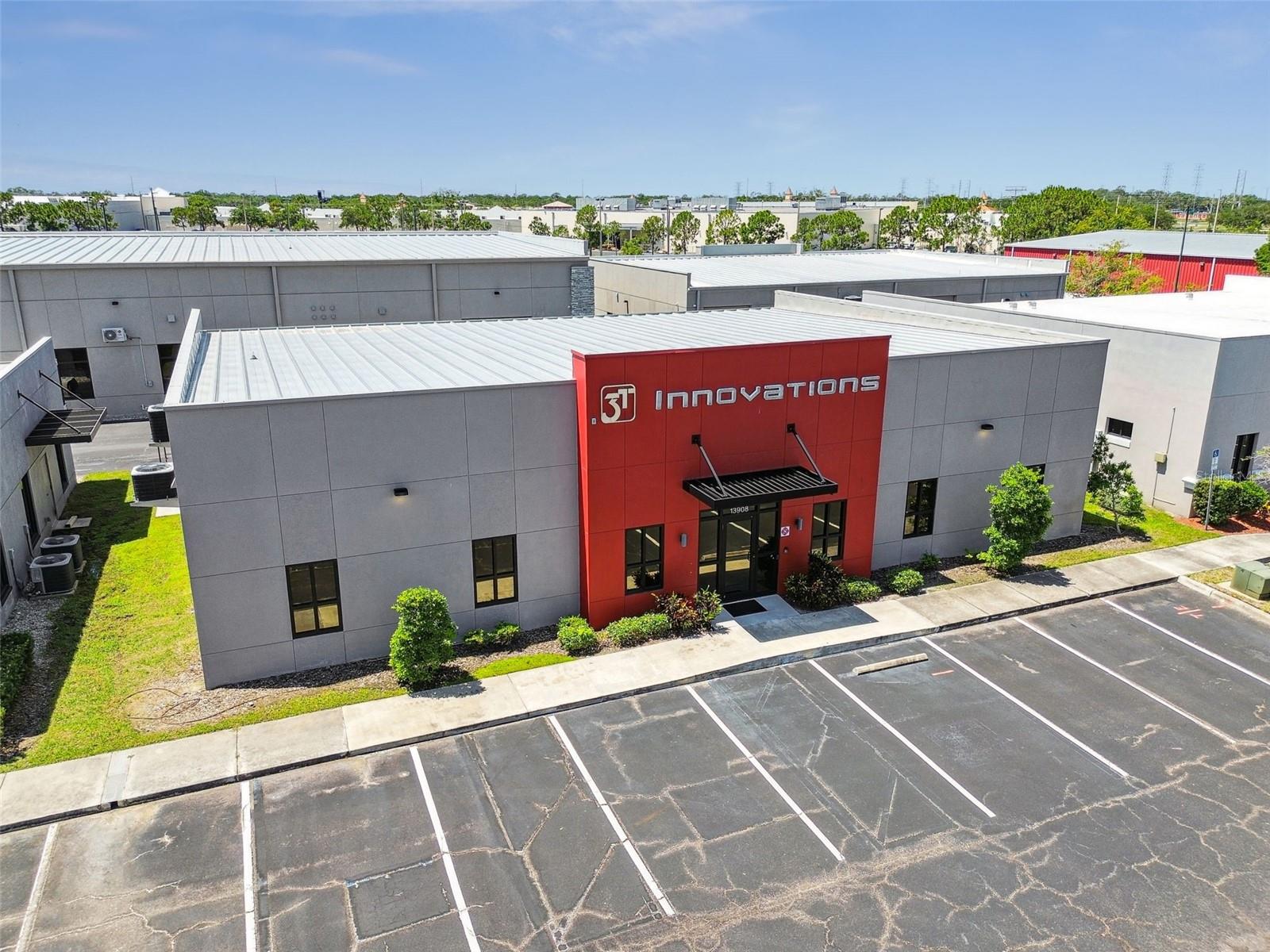 MONROES BUSINESS PARK - Commercial Sale