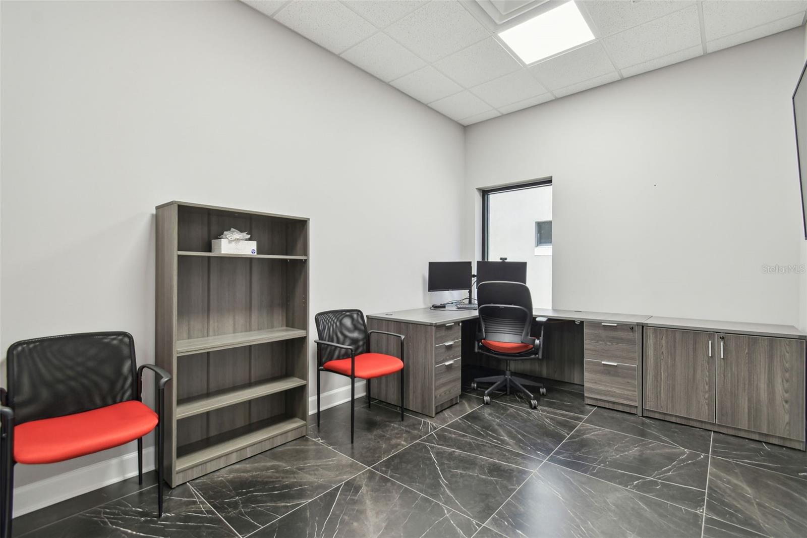 MONROES BUSINESS PARK - Commercial Sale
