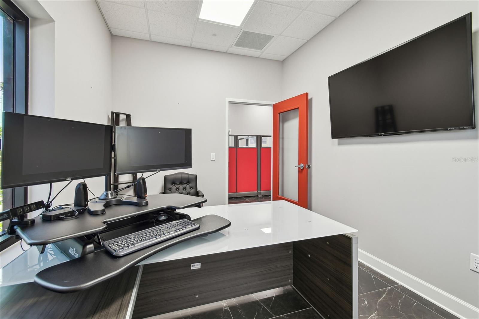 MONROES BUSINESS PARK - Commercial Sale
