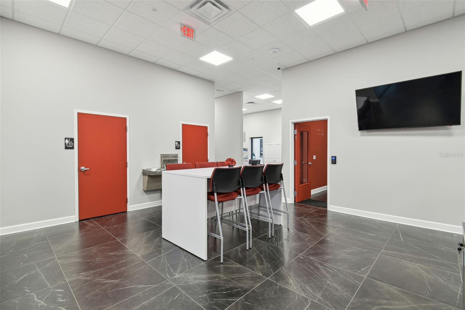 MONROES BUSINESS PARK - Commercial Sale