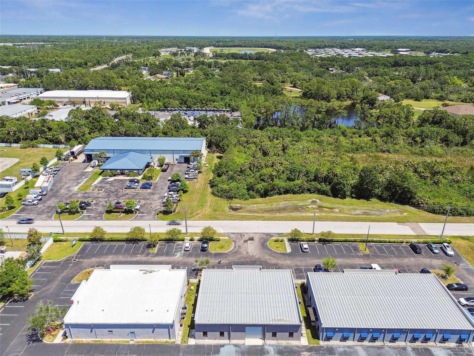 MONROES BUSINESS PARK - Commercial Sale