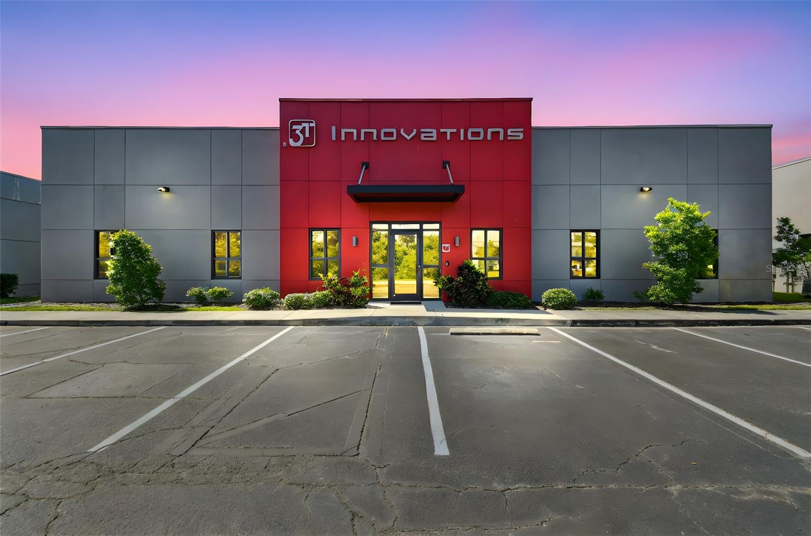 MONROES BUSINESS PARK - Commercial Sale