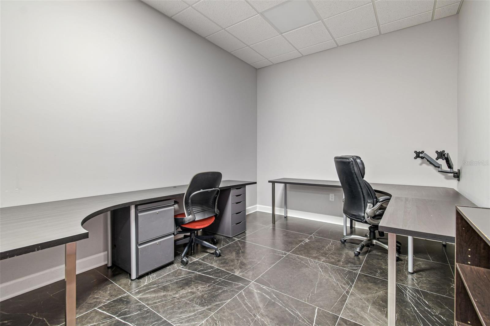 MONROES BUSINESS PARK - Commercial Sale