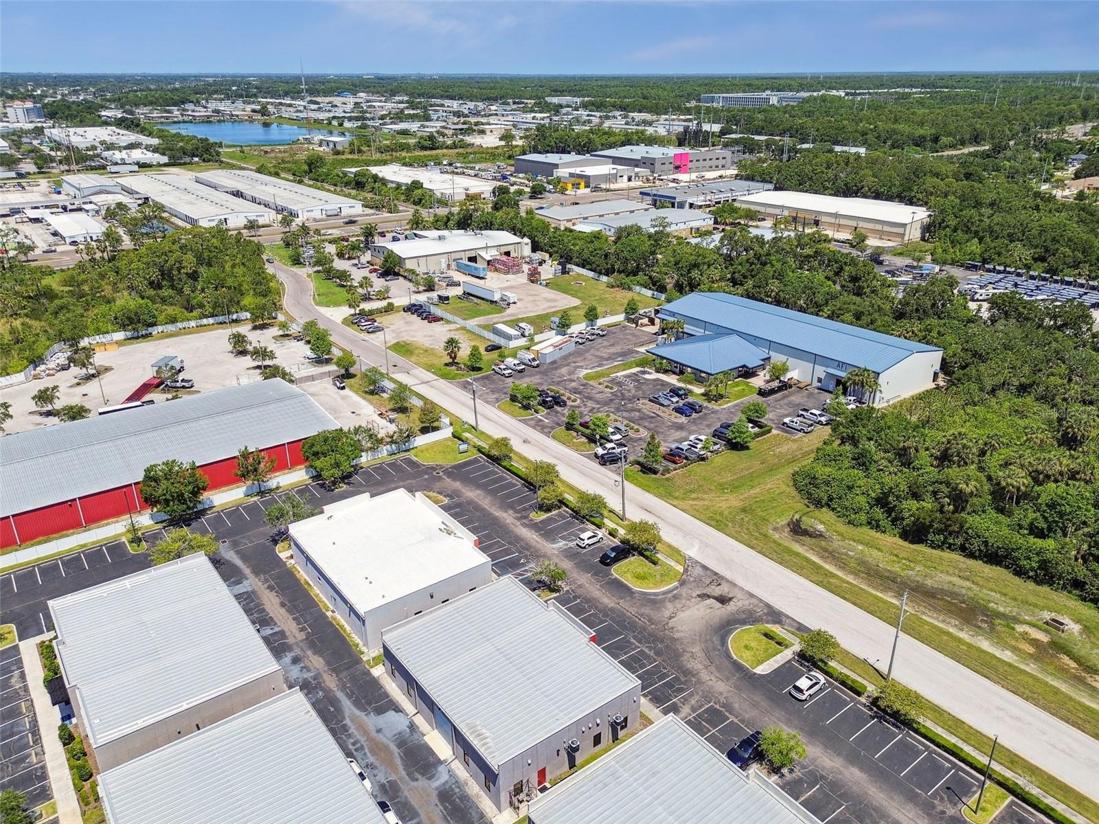 MONROES BUSINESS PARK - Commercial Sale