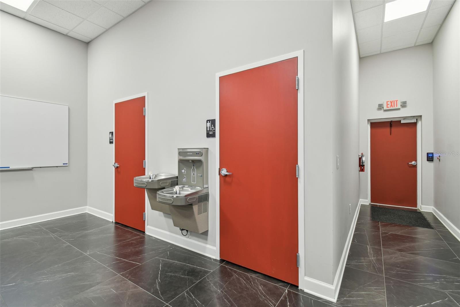 MONROES BUSINESS PARK - Commercial Sale