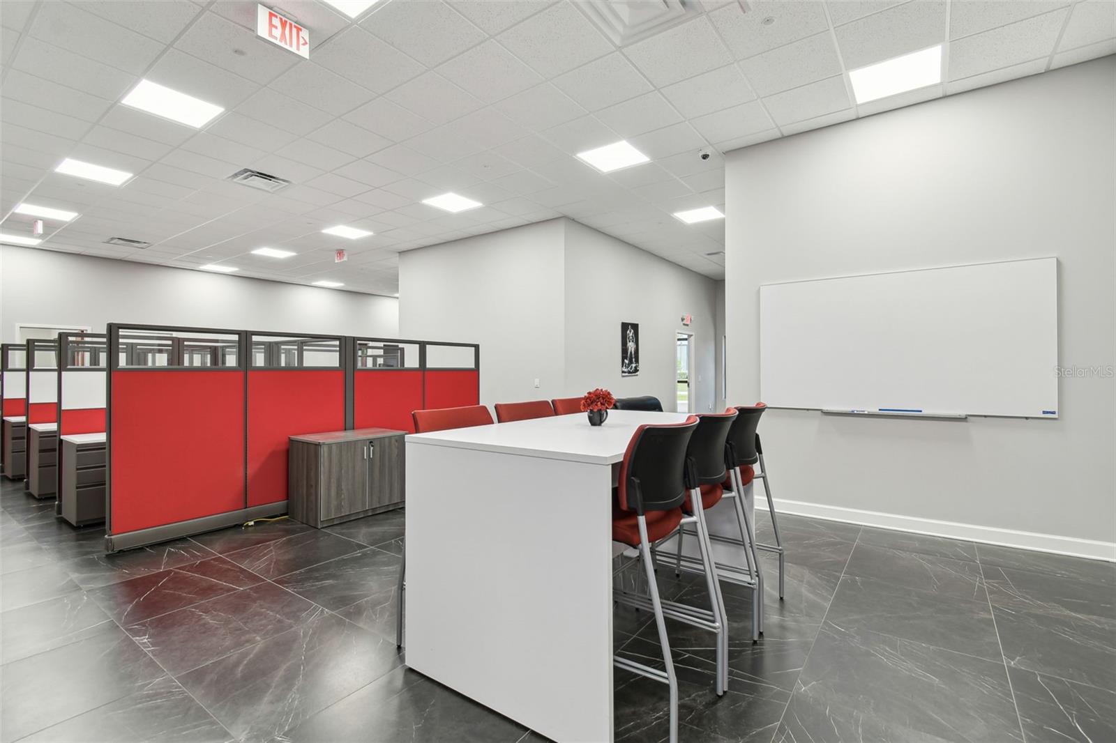 MONROES BUSINESS PARK - Commercial Sale