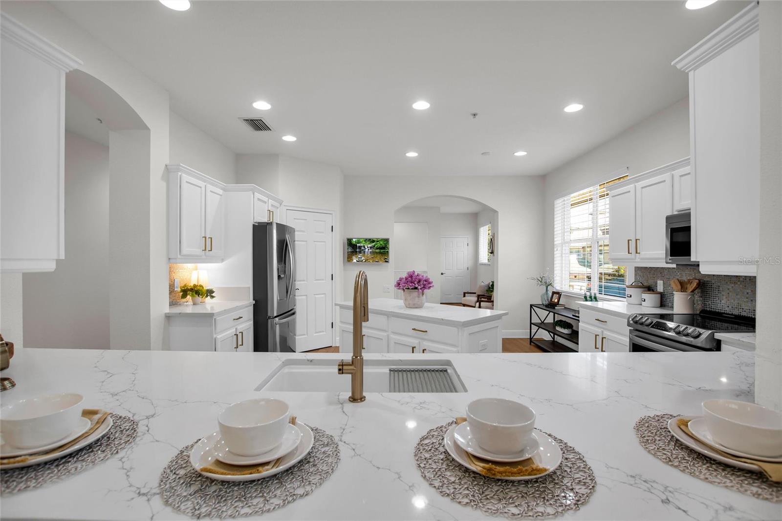 THE MOORINGS AT EDGEWATER IV - Residential