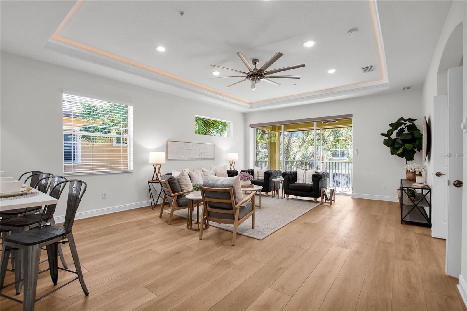 THE MOORINGS AT EDGEWATER IV - Residential