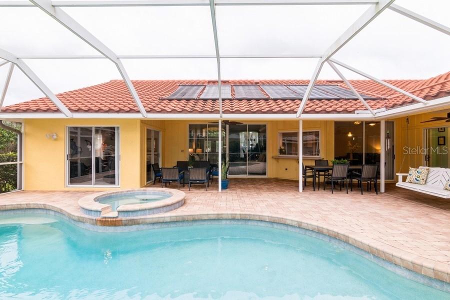 GROVE POINTE - Residential