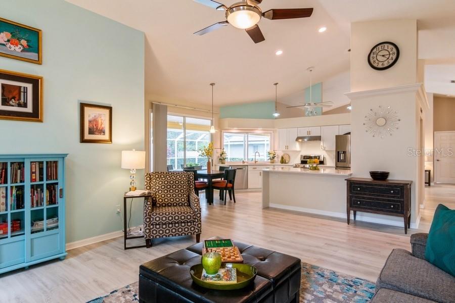 GROVE POINTE - Residential