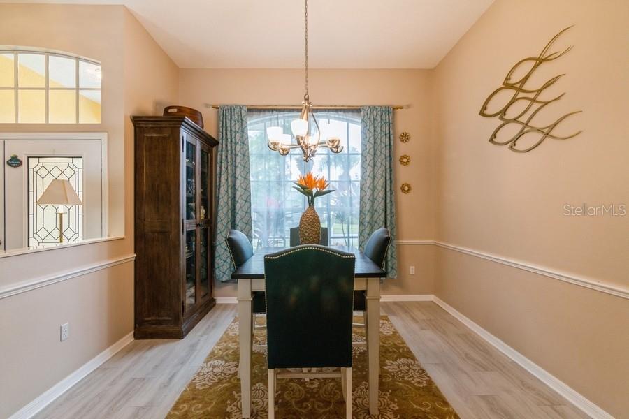 GROVE POINTE - Residential