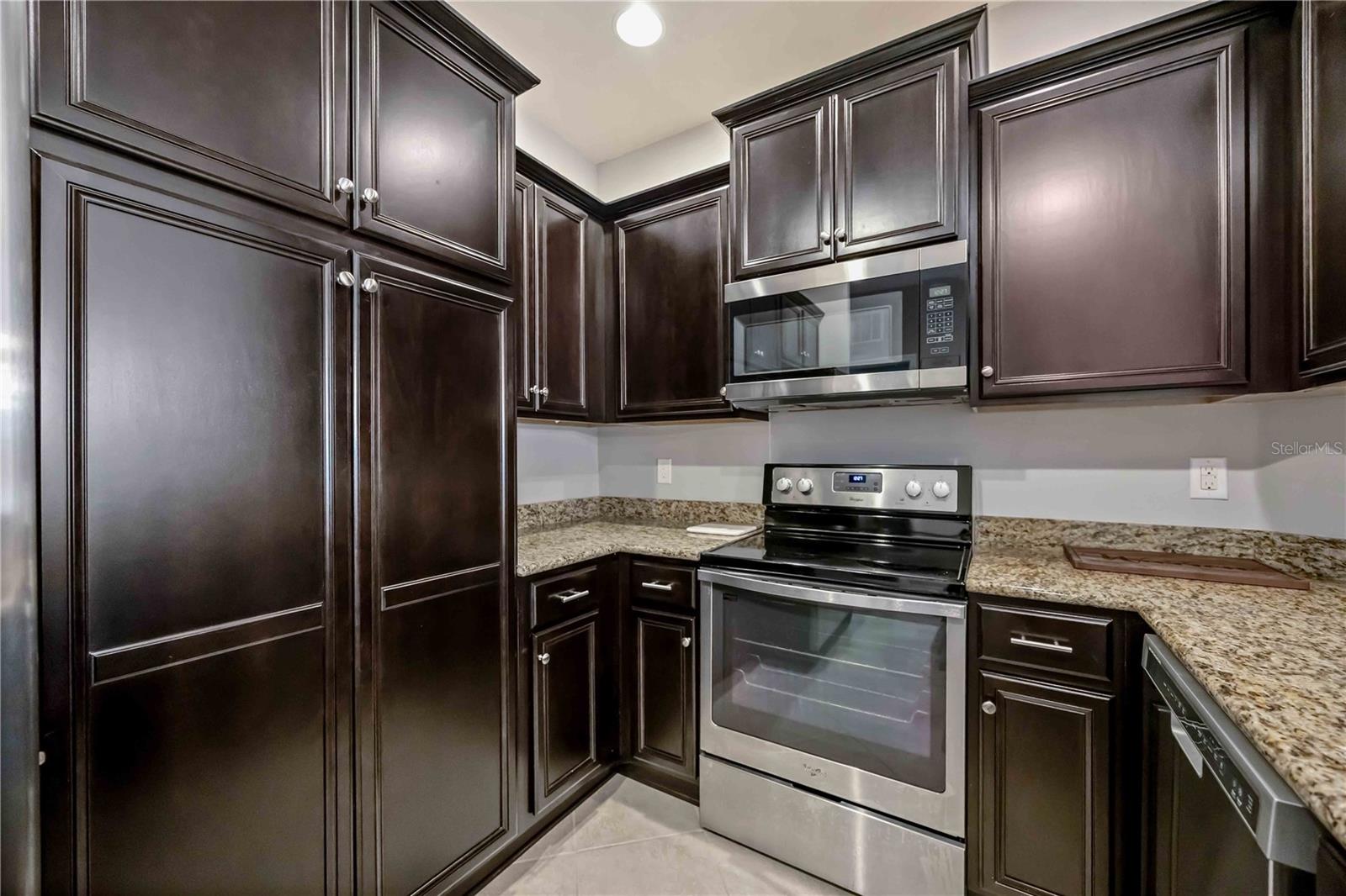 8034 MOONSTONE DR 1-106