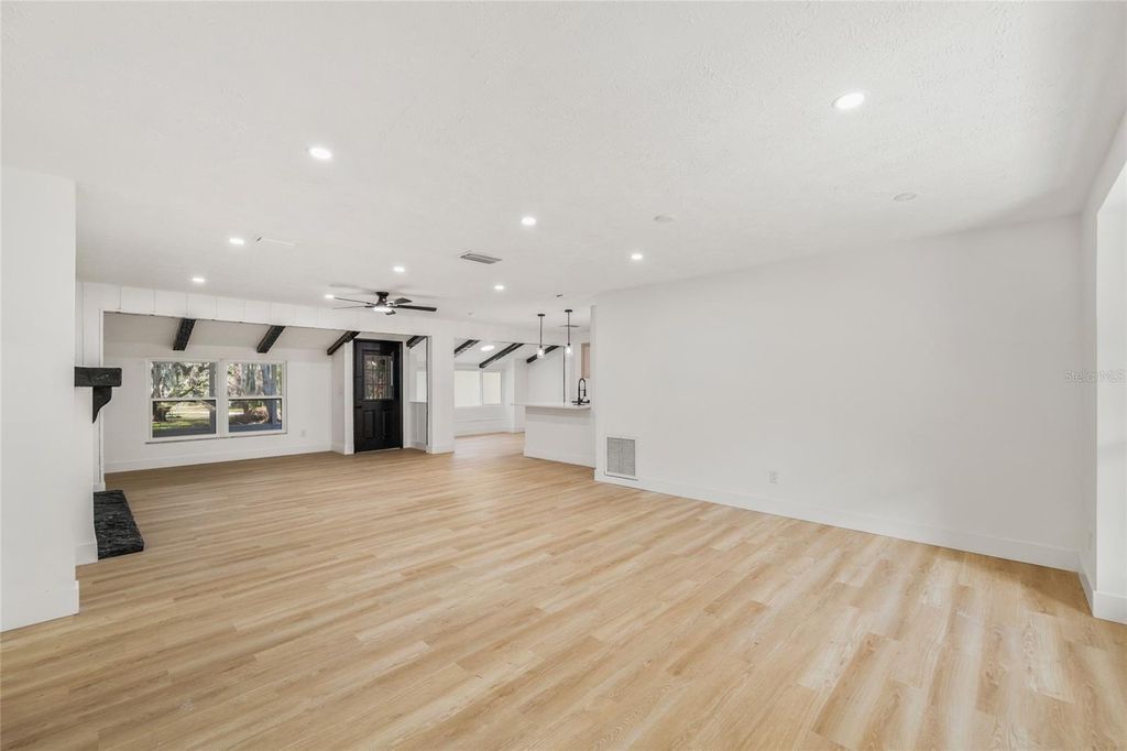 Photo of 8807 Overlook Drive, Wesley Chapel, FL 33545 (MLS # TB8465306)