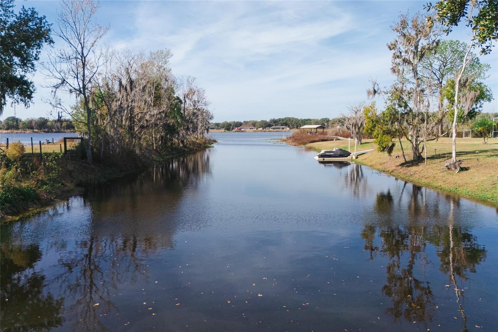 LAKESIDE ESTATES - Residential