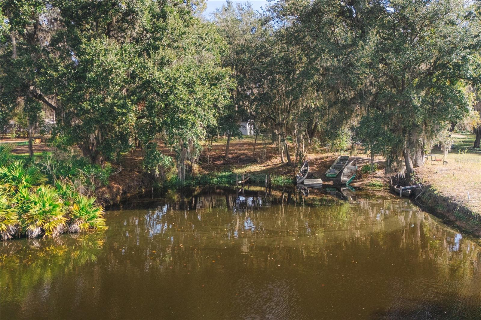 LAKESIDE ESTATES - Residential