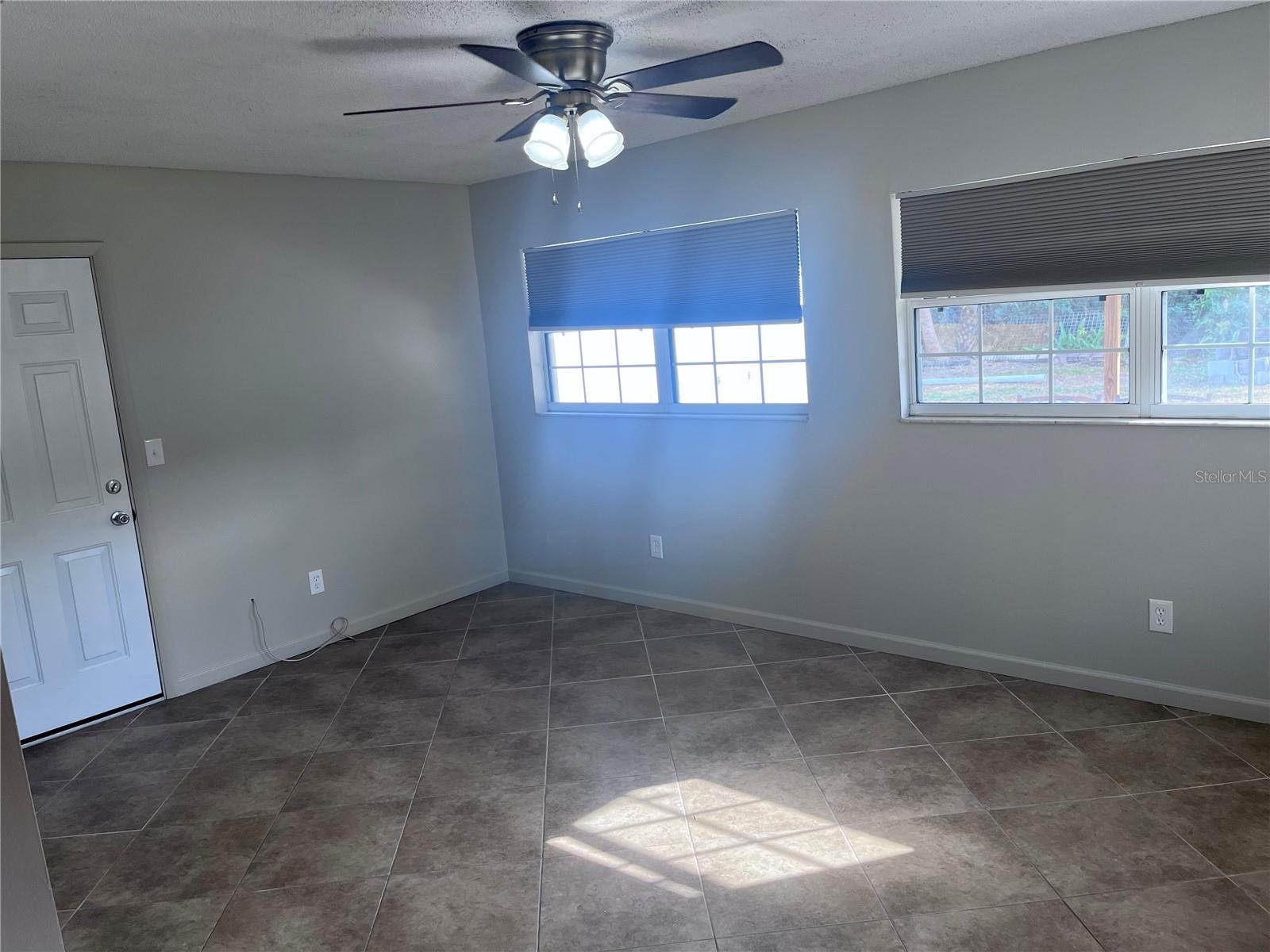 DUDE RANCH ACRES - Residential Lease