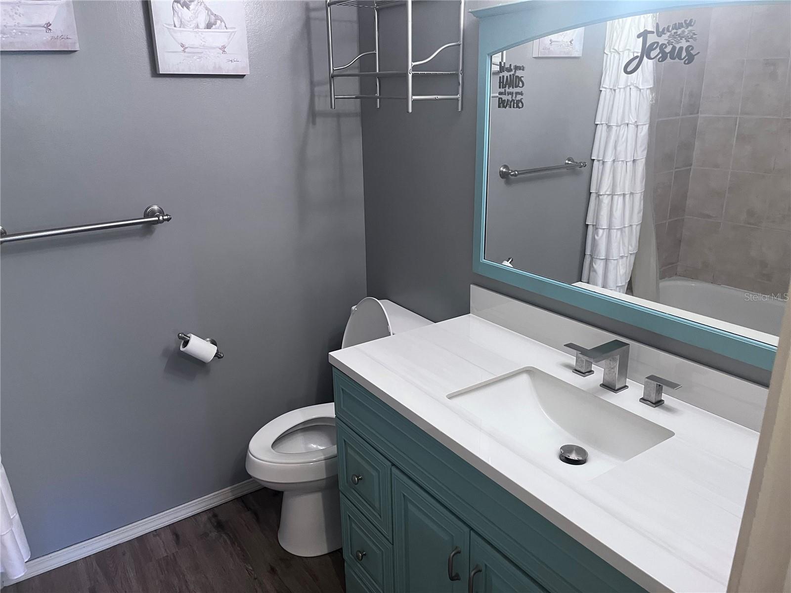 DUDE RANCH ACRES - Residential Lease