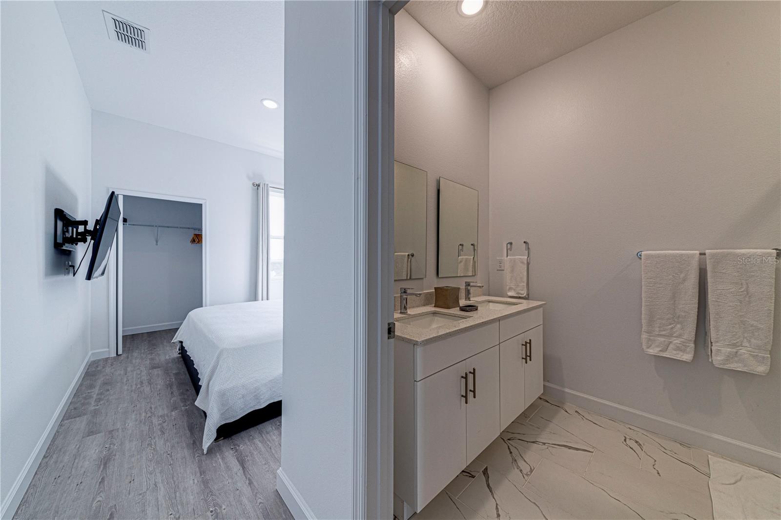 AZUR RESIDENCE - Residential