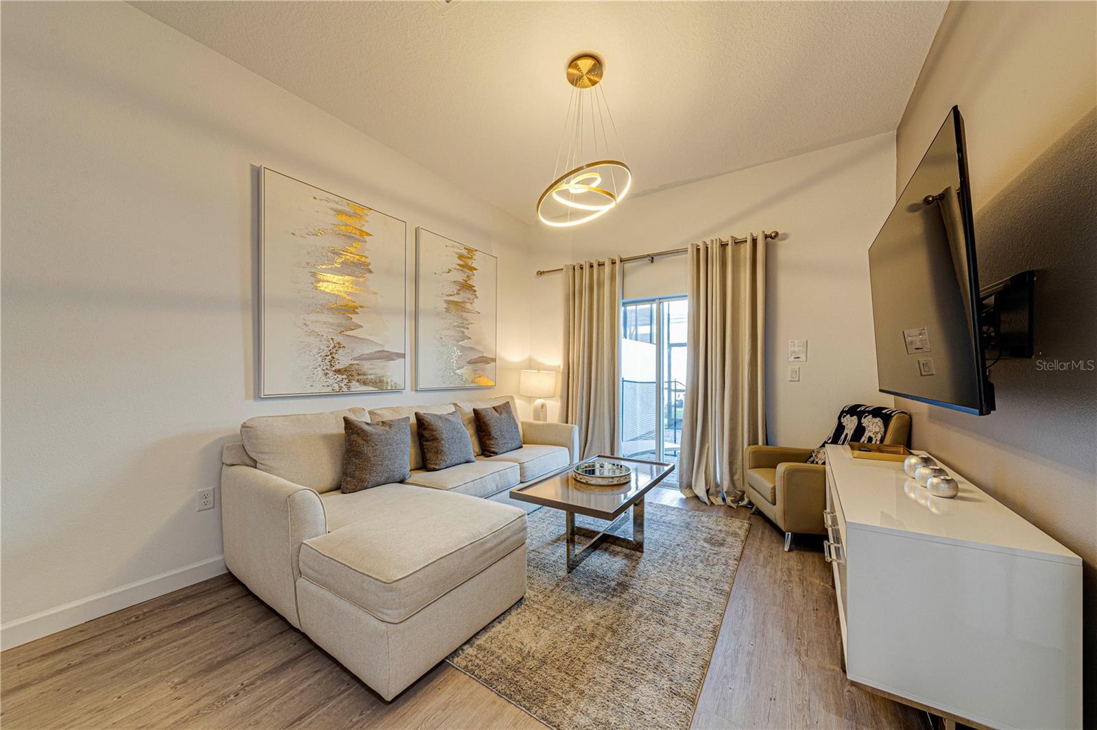 AZUR RESIDENCE - Residential