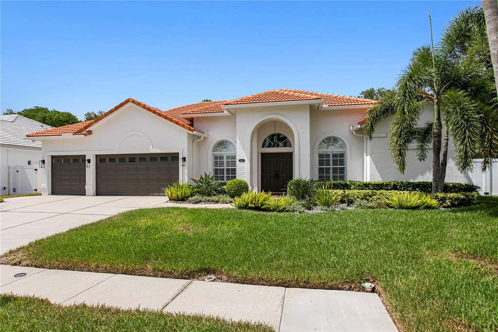 Photo of 2801 Shore Breeze Drive, Tampa, FL 33611 (MLS # TB8529097)