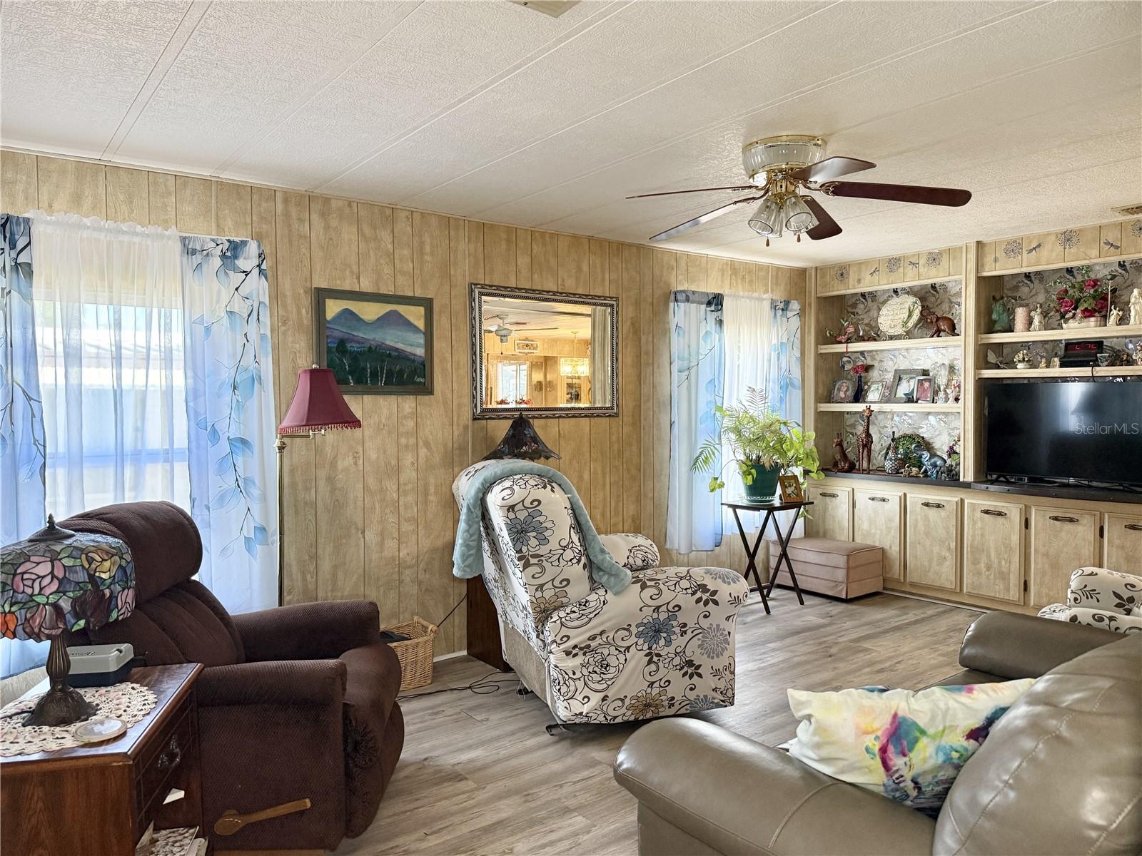 TIPPECANOE VILLAGE UNREC - Residential