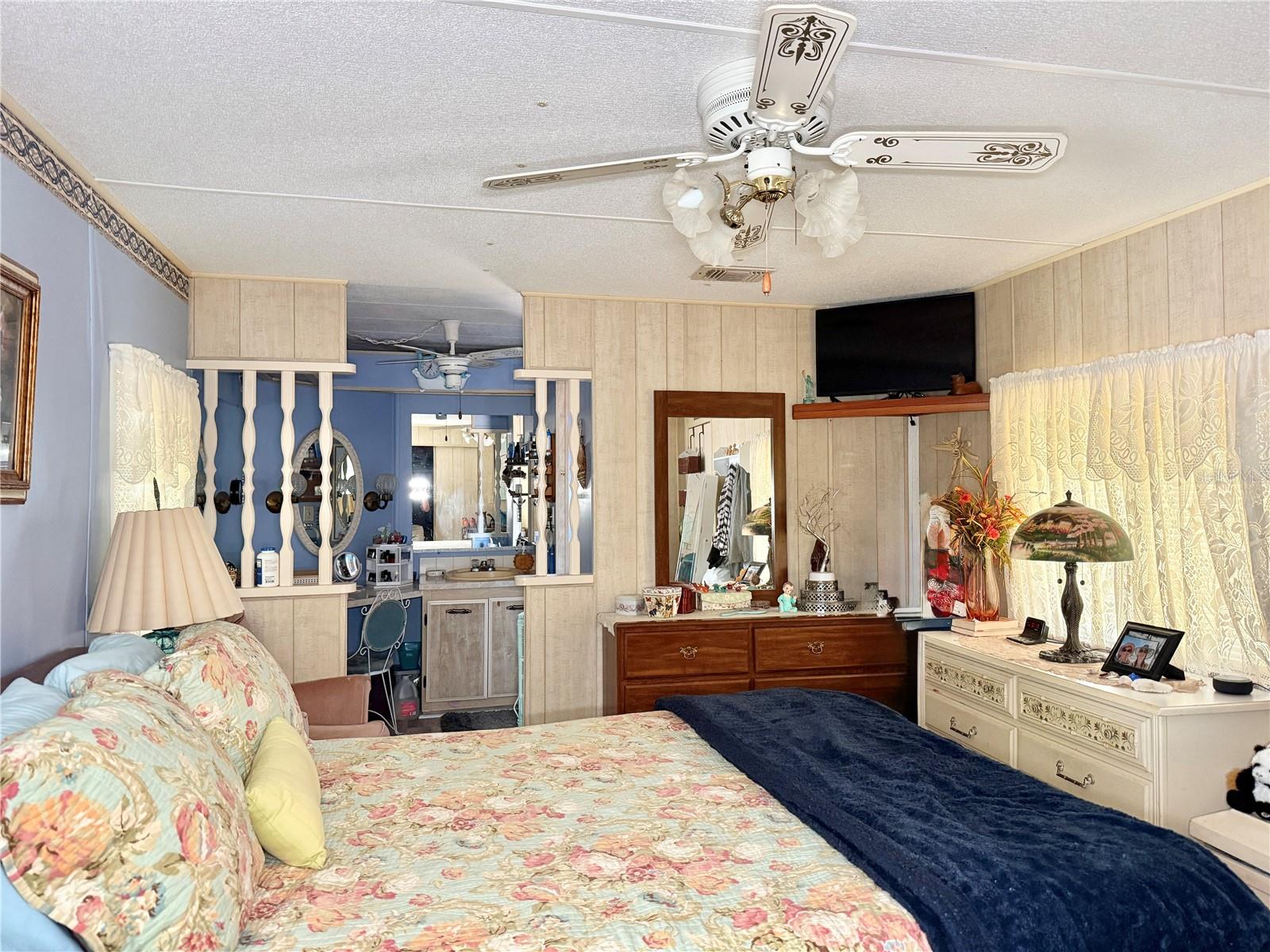 TIPPECANOE VILLAGE UNREC - Residential
