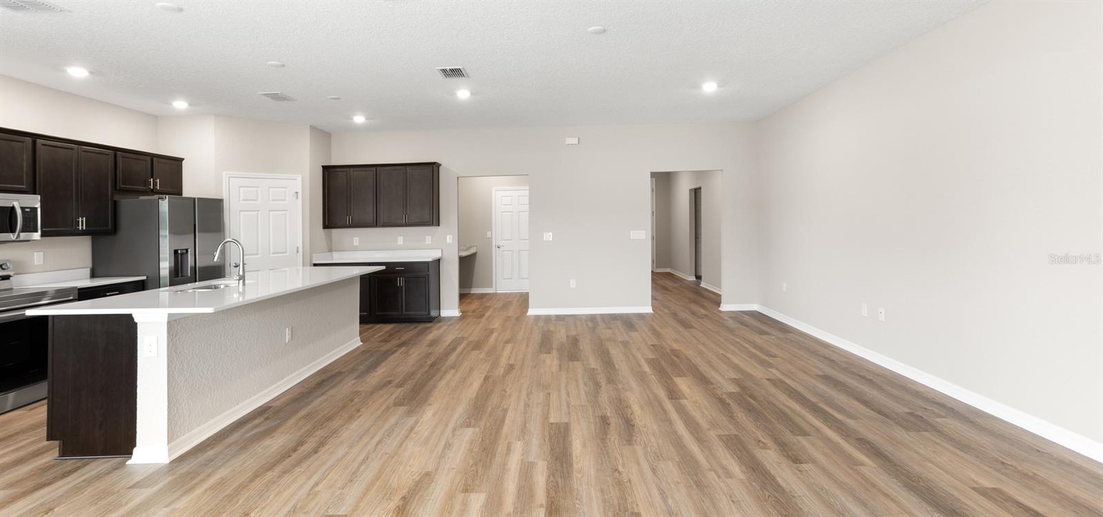 715 SW 77TH CIRCLE
