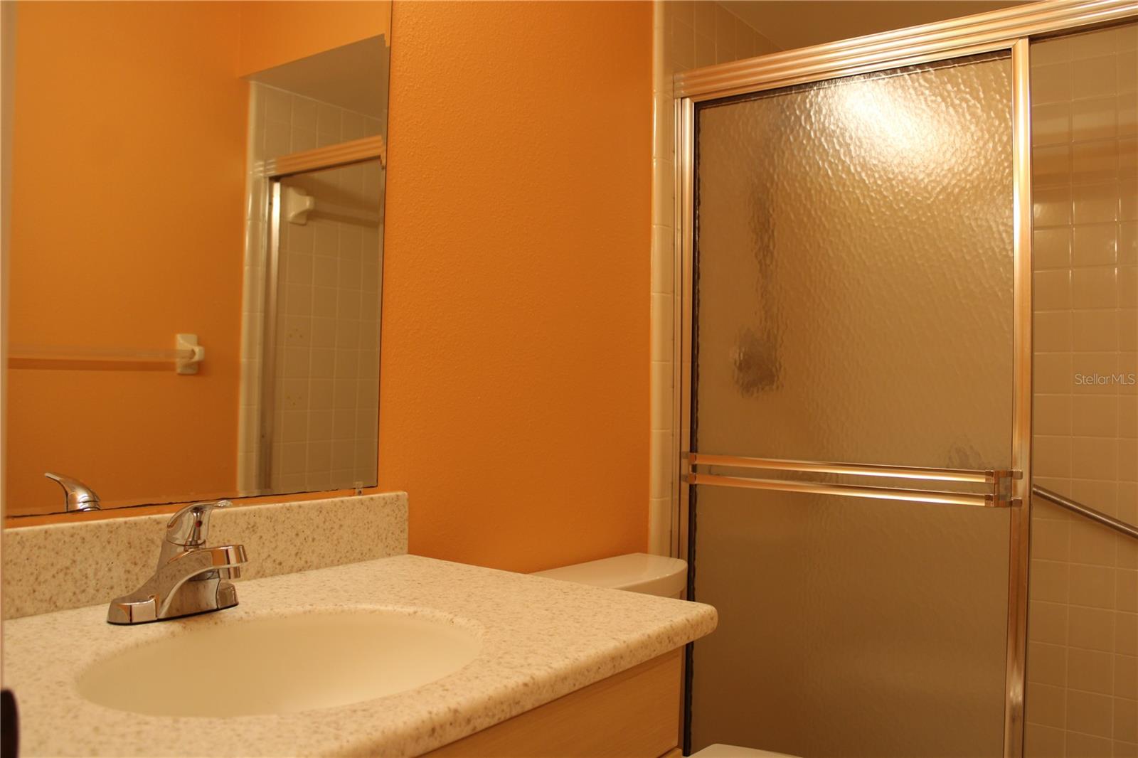 VILLAGES OF LAKESIDE S REV PH I - Residential Lease