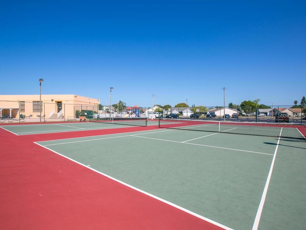 VILLAGES OF LAKESIDE S REV PH I - Residential Lease