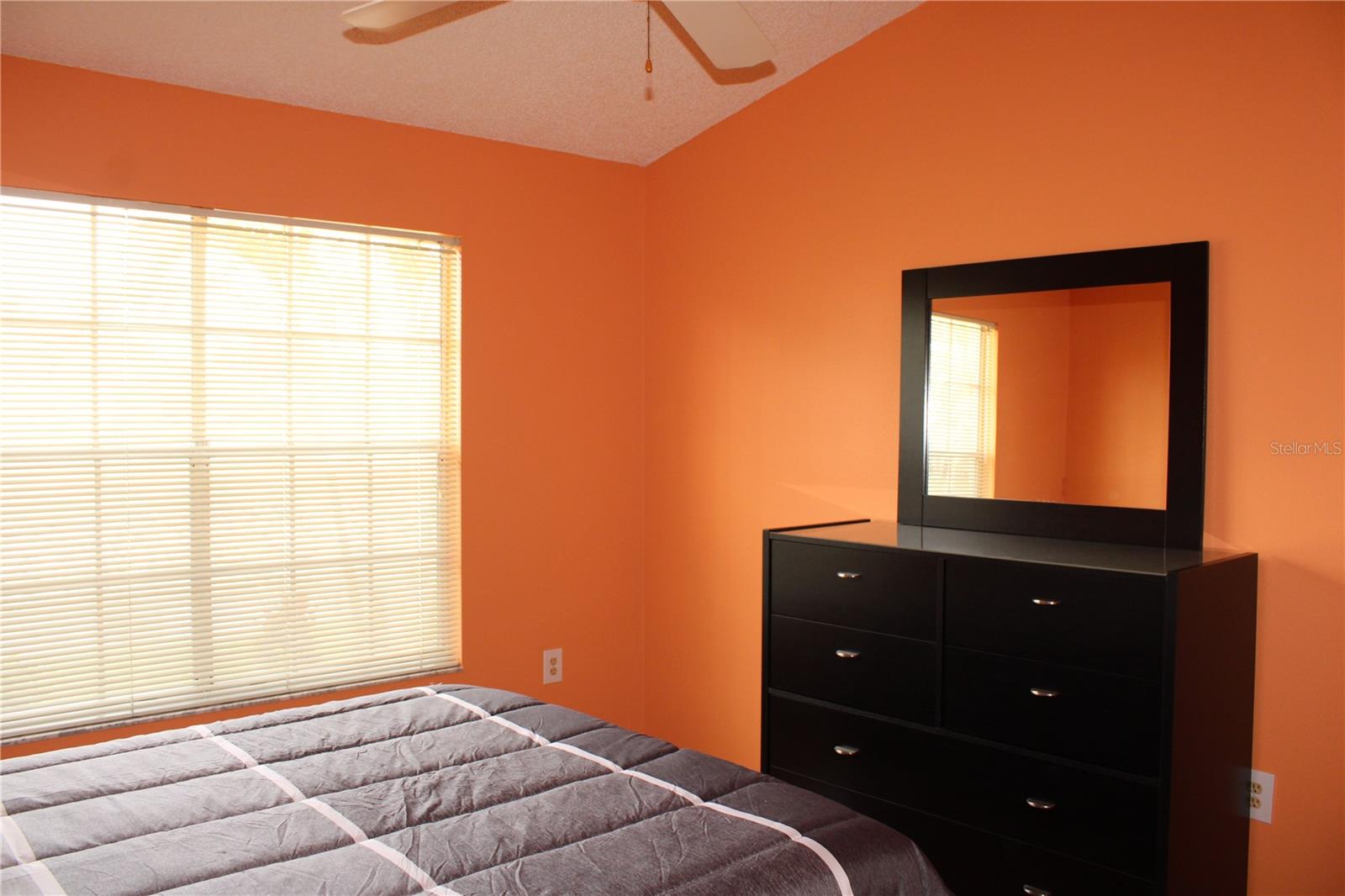 VILLAGES OF LAKESIDE S REV PH I - Residential Lease