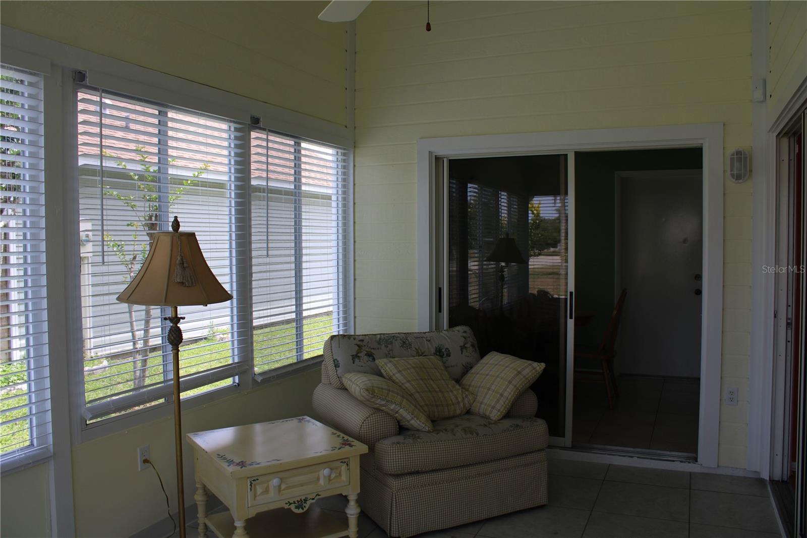 VILLAGES OF LAKESIDE S REV PH I - Residential Lease