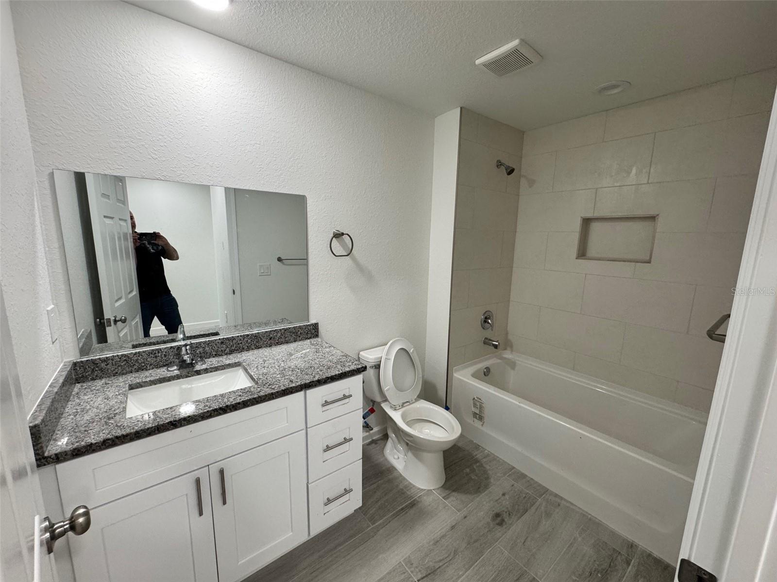 PORT CHARLOTTE SUB 08 - Residential Lease