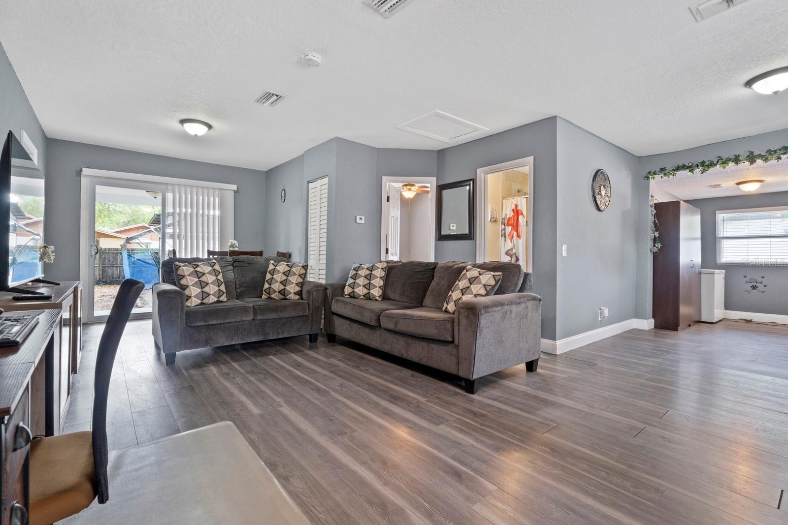663 | SOUTH TAMPA SUBDIVISION - Residential
