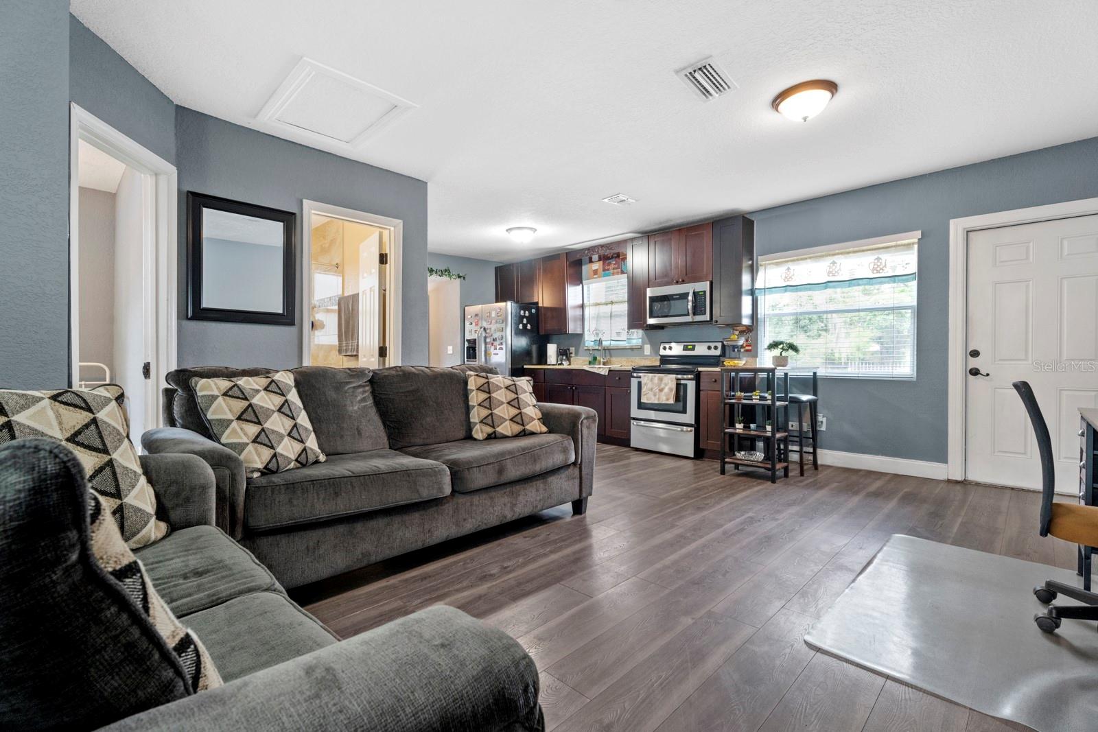 663 | SOUTH TAMPA SUBDIVISION - Residential