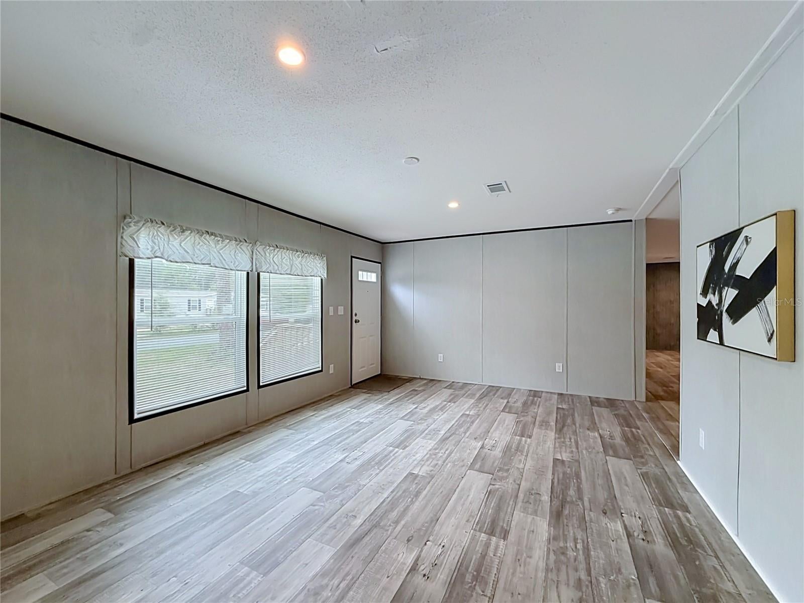 10055 W OHIO DRIVE