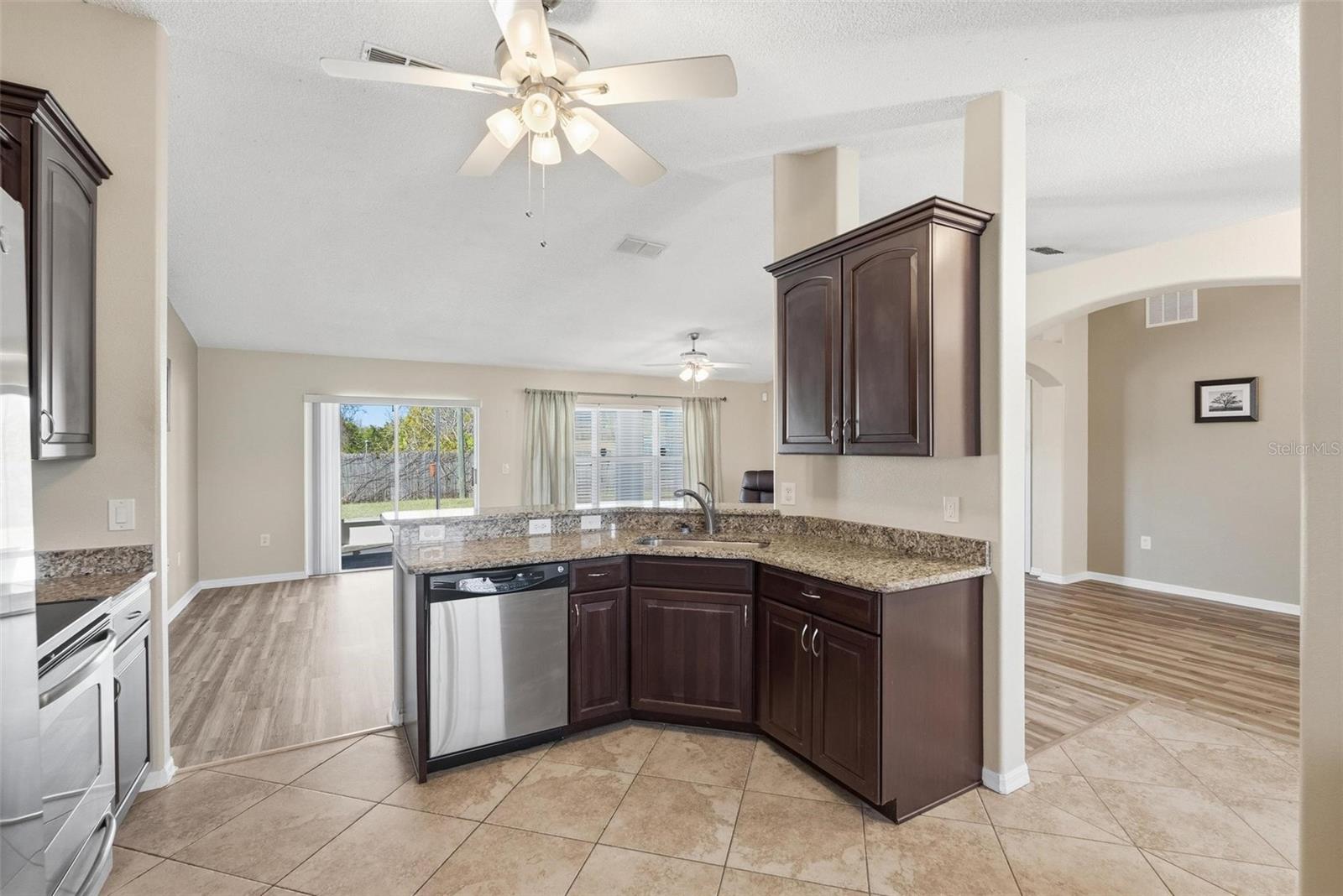 656 GAINSBORO STREET