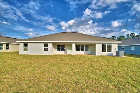 A home in AUBURNDALE