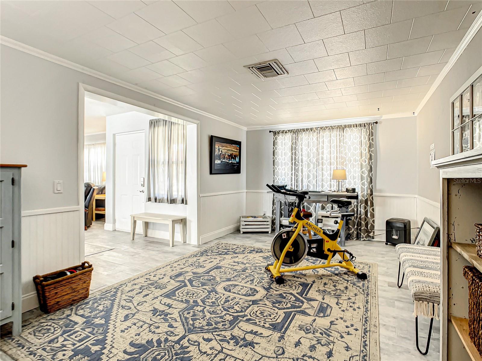 LAKE MARIE ESTATES 04 - Residential