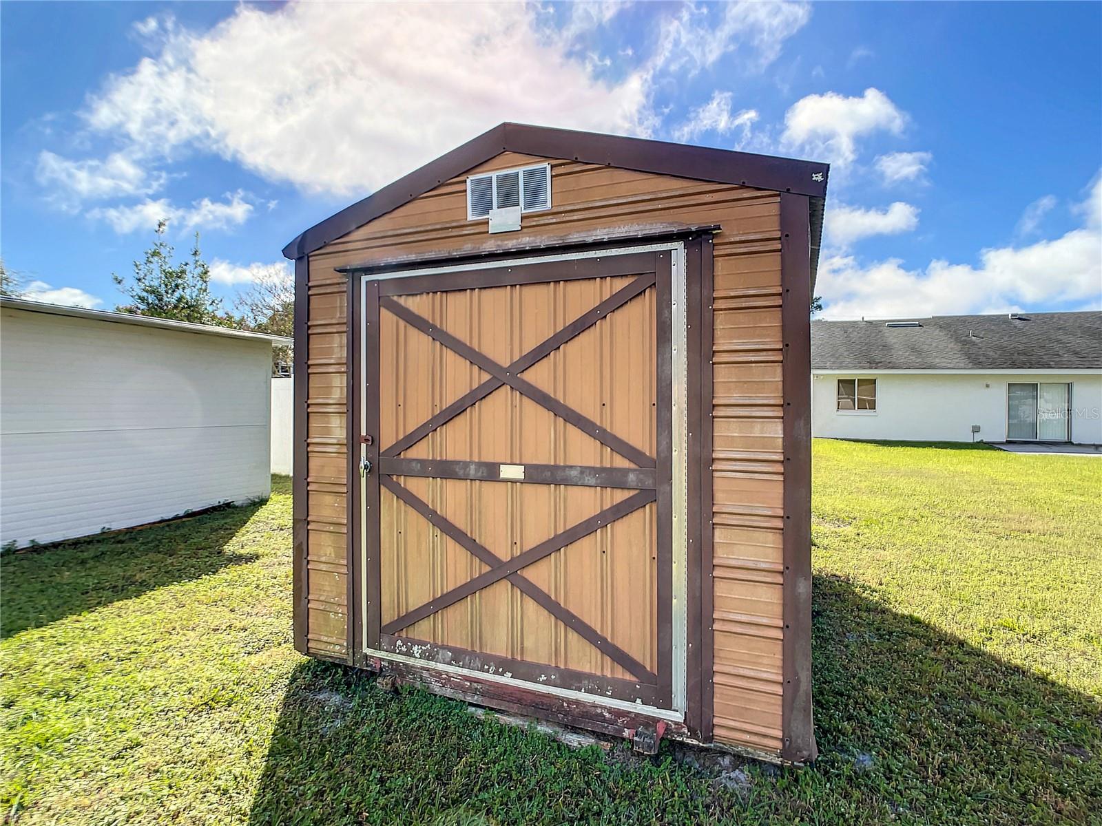 LAKE MARIE ESTATES 04 - Residential