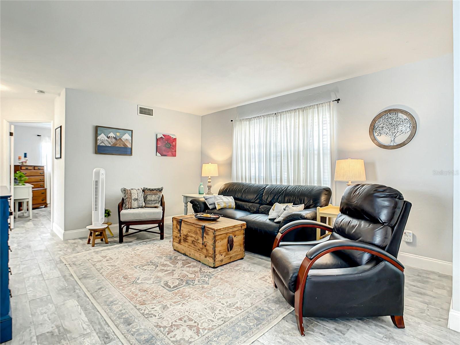 LAKE MARIE ESTATES 04 - Residential