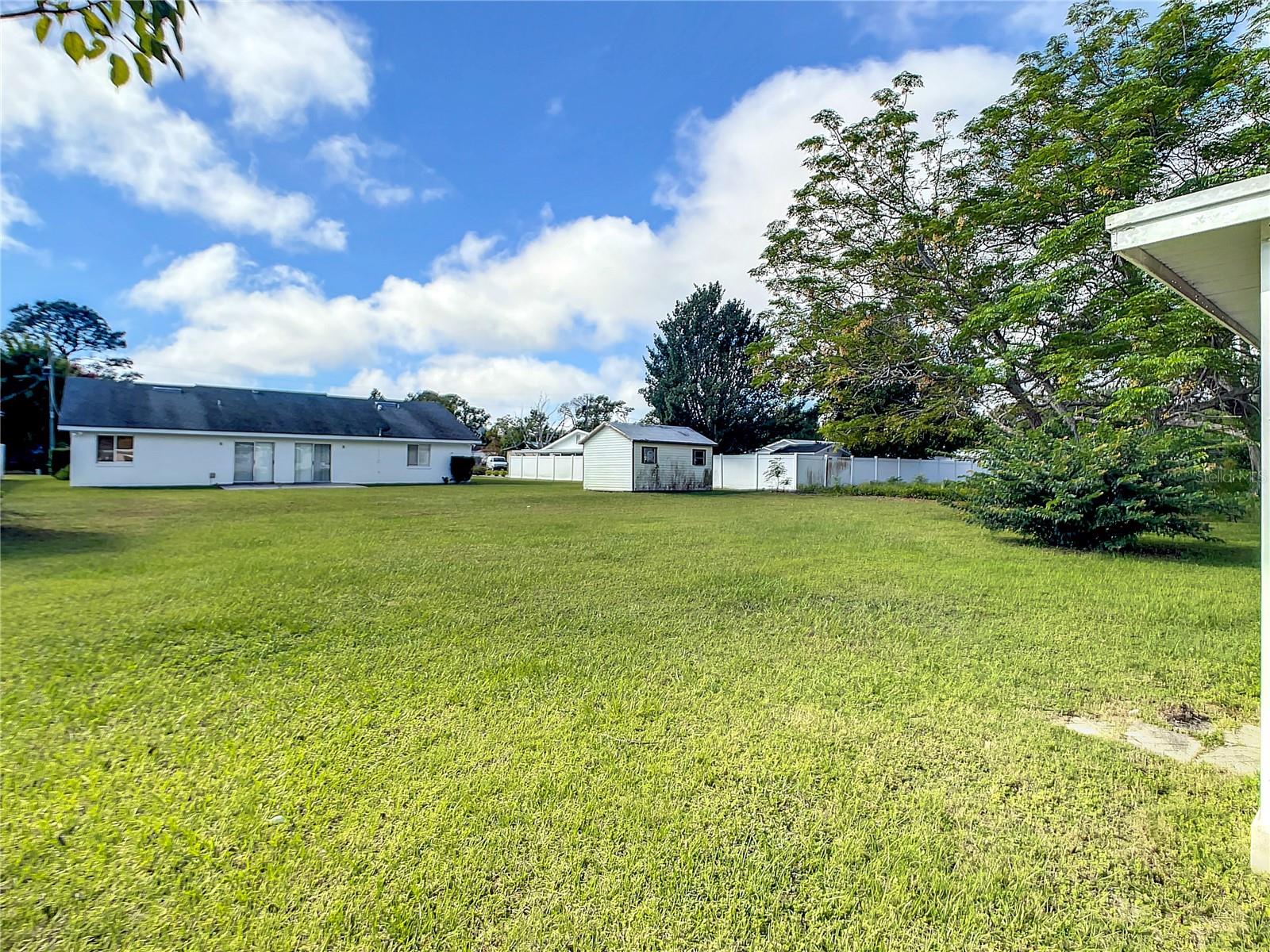 LAKE MARIE ESTATES 04 - Residential