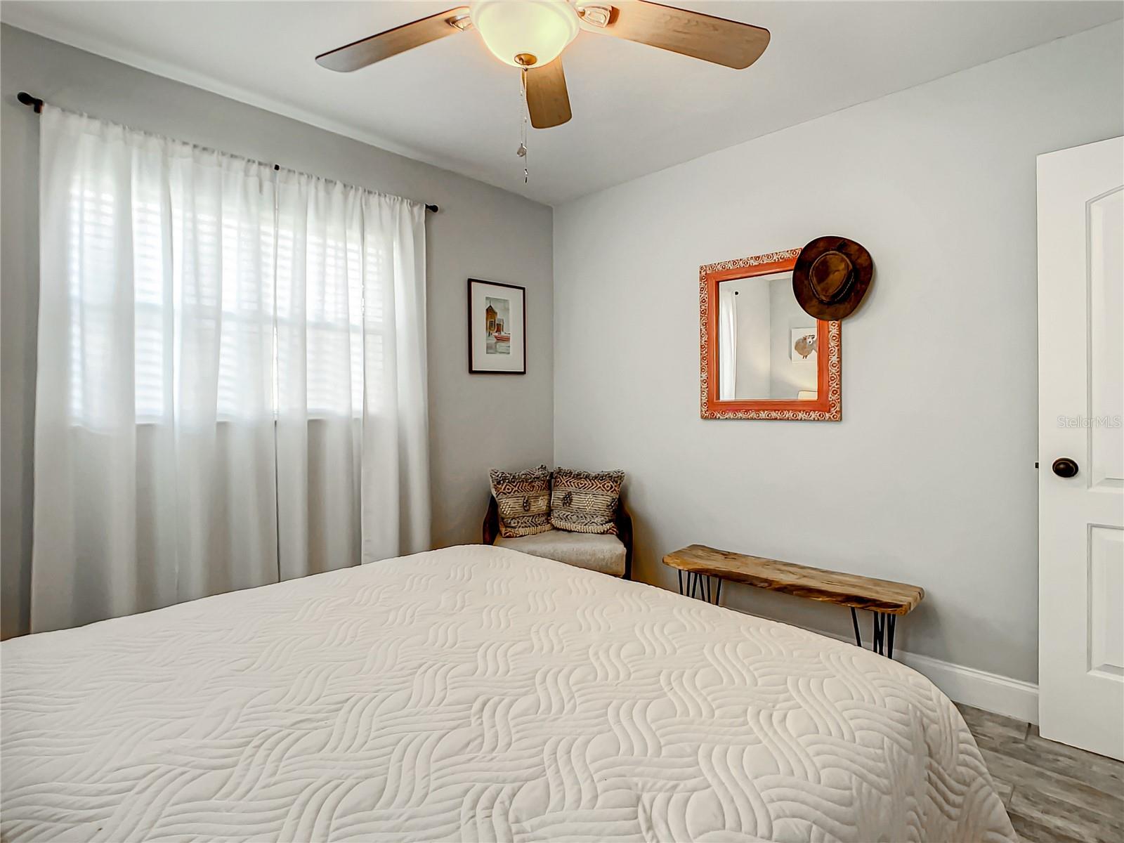 LAKE MARIE ESTATES 04 - Residential