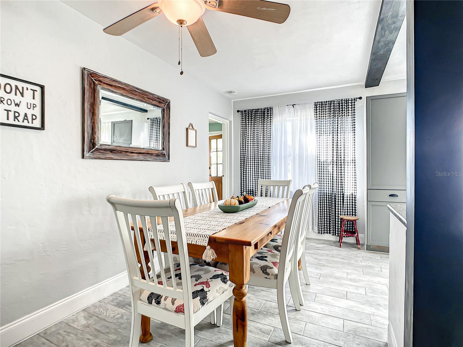 LAKE MARIE ESTATES 04 - Residential