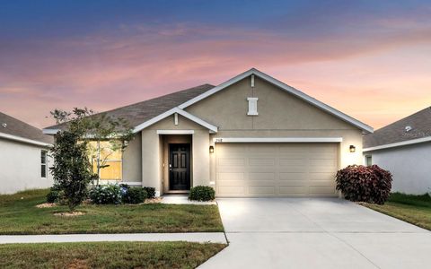 Photo of 7518 Rosewood Garden Loop, Tampa, FL 33637 (MLS # A4667715) Photo of 7518 Rosewood Garden Loop, Tampa, FL 33637 (MLS # A4667715)
