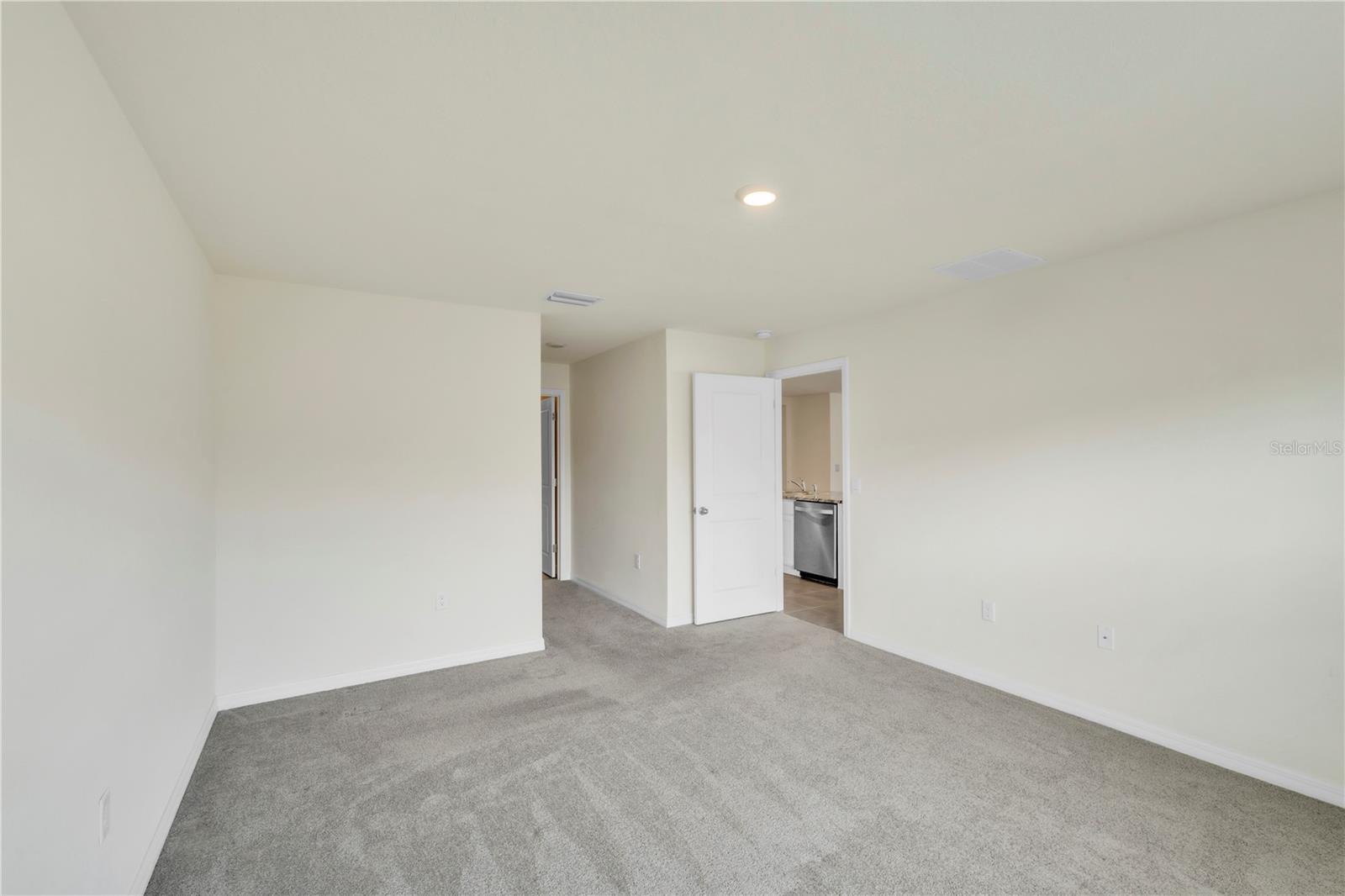 RIVER PARK - Residential